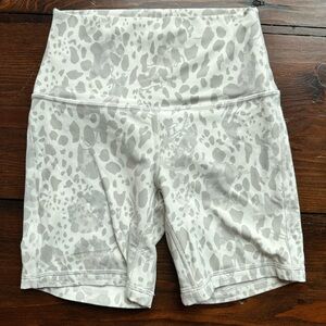 Lululemon align biker shorts
